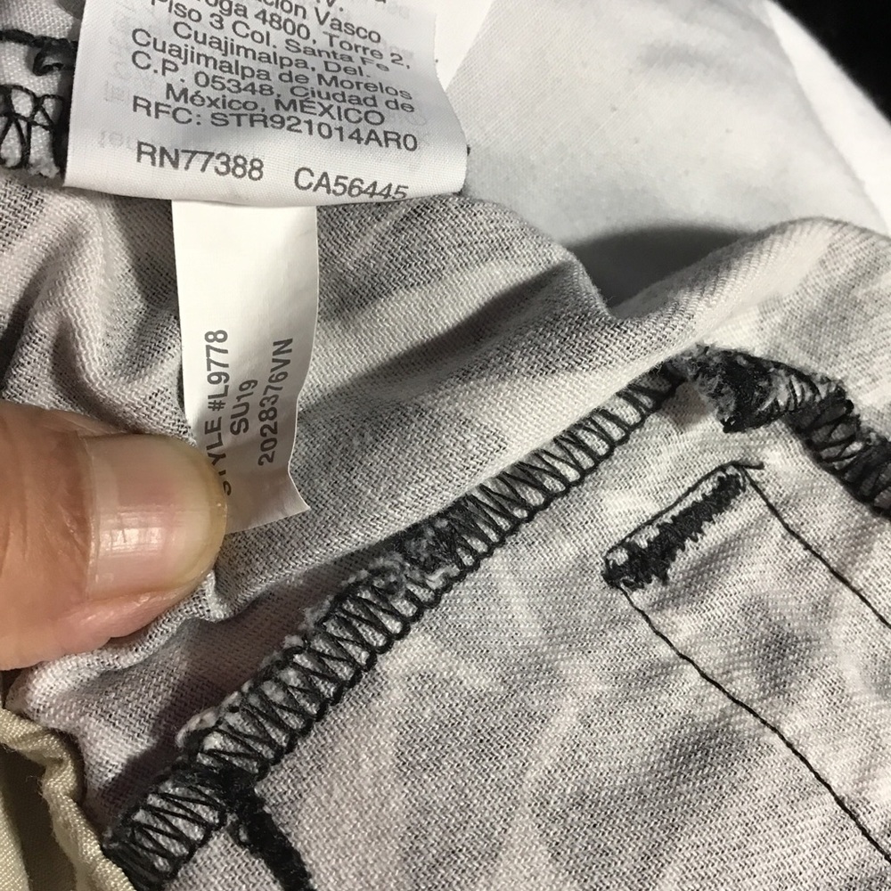 J. CREW WOMENS CHINO SHORTS SIZE 12 BLACK / WHITE 100% COTTON INSEAM 5. RISE 8 - Picture 10 of 10